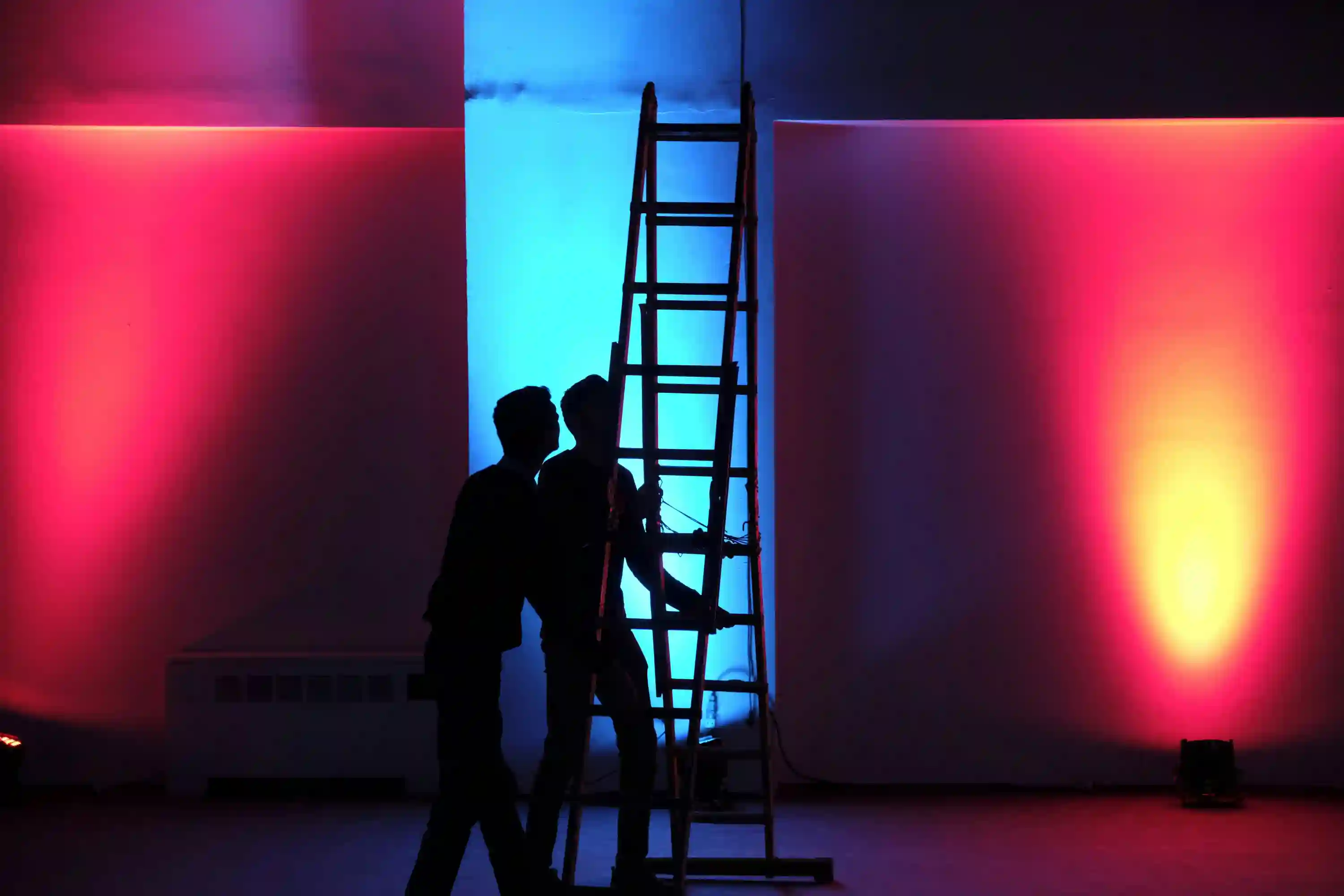 Installation audiovisuelle professionnelle DJ2V pour événement corporate